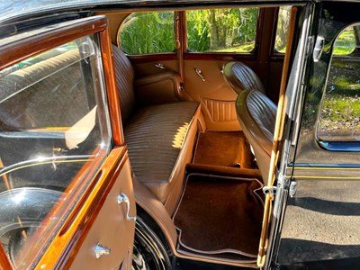 Lot 30 - 1946 Wolseley 18/85 Police Car