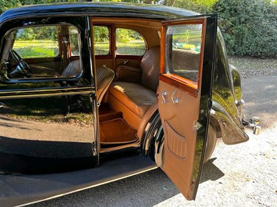 Lot 30 - 1946 Wolseley 18/85 Police Car