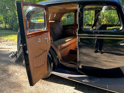 Lot 30 - 1946 Wolseley 18/85 Police Car
