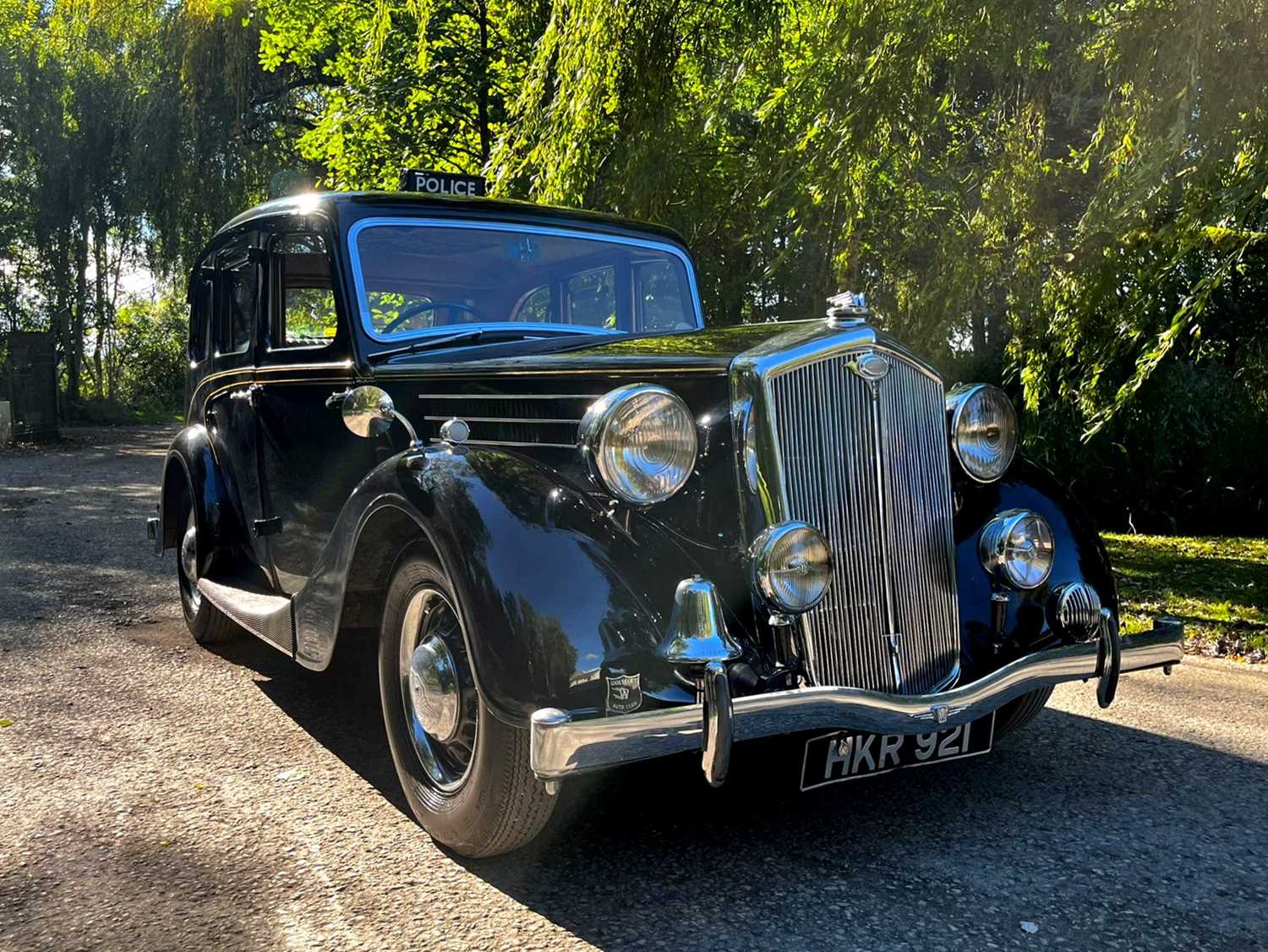 Lot 30 - 1946 Wolseley 18/85 Police Car