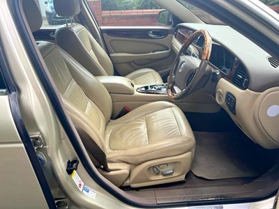 Lot 10 - 2007 Jaguar XJ Executive