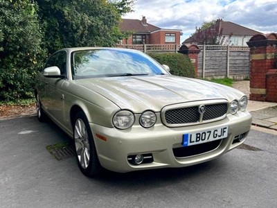 Lot 10 - 2007 Jaguar XJ Executive