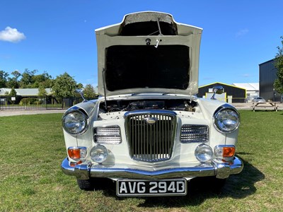 Lot 15 - 1966 Wolsely 16/60