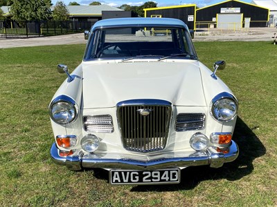 Lot 15 - 1966 Wolsely 16/60