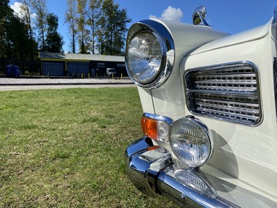 Lot 15 - 1966 Wolsely 16/60