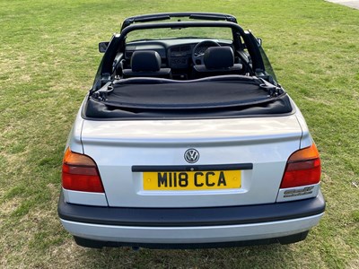 Lot 7 - 1995 Volkswagen Golf Cabriolet