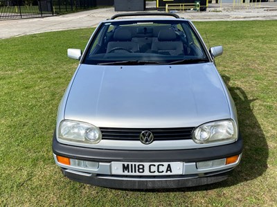Lot 7 - 1995 Volkswagen Golf Cabriolet