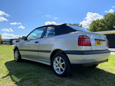 Lot 7 - 1995 Volkswagen Golf Cabriolet