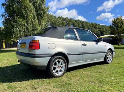 Lot 7 - 1995 Volkswagen Golf Cabriolet