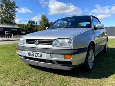 Lot 7 - 1995 Volkswagen Golf Cabriolet