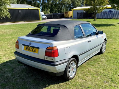 Lot 7 - 1995 Volkswagen Golf Cabriolet