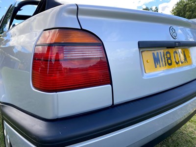 Lot 7 - 1995 Volkswagen Golf Cabriolet