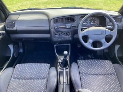 Lot 7 - 1995 Volkswagen Golf Cabriolet