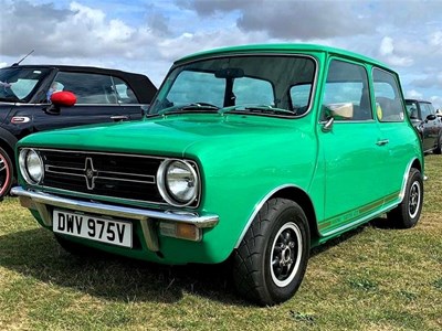 Lot 42 - 1971 Mini 1275 GT
