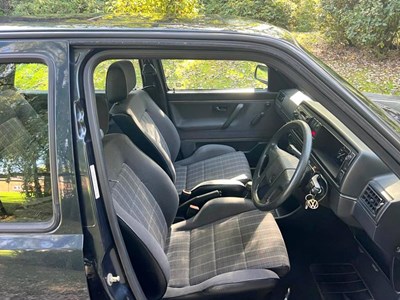 Lot 83 - 1990 Volkswagen Golf GTi