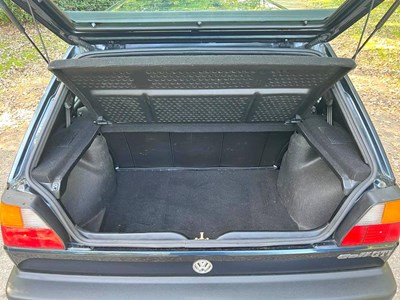Lot 83 - 1990 Volkswagen Golf GTi