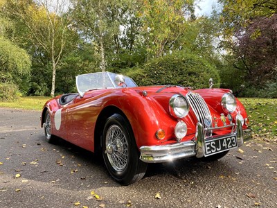 Lot 35 - 1956 Jaguar XK140 SE Roadster
