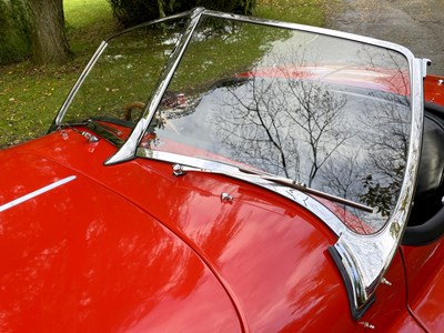 Lot 35 - 1956 Jaguar XK140 SE Roadster