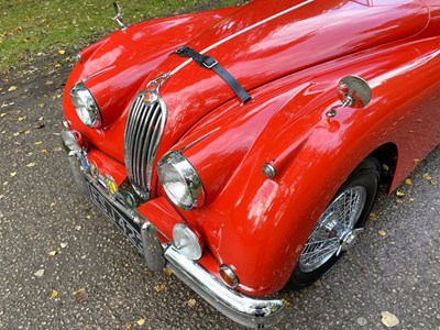 Lot 35 - 1956 Jaguar XK140 SE Roadster