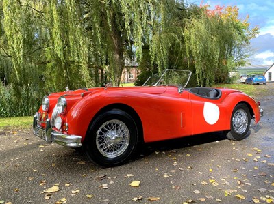Lot 35 - 1956 Jaguar XK140 SE Roadster