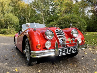 Lot 35 - 1956 Jaguar XK140 SE Roadster