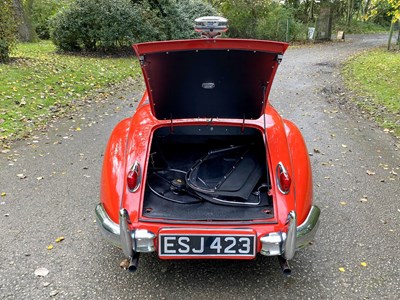 Lot 35 - 1956 Jaguar XK140 SE Roadster