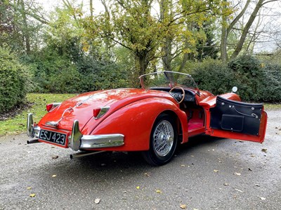 Lot 35 - 1956 Jaguar XK140 SE Roadster