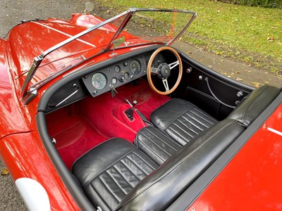 Lot 35 - 1956 Jaguar XK140 SE Roadster
