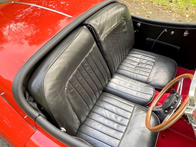 Lot 35 - 1956 Jaguar XK140 SE Roadster