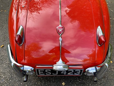 Lot 35 - 1956 Jaguar XK140 SE Roadster