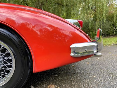 Lot 35 - 1956 Jaguar XK140 SE Roadster