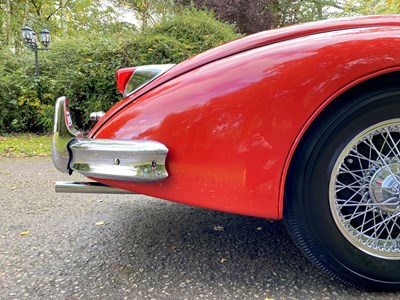 Lot 35 - 1956 Jaguar XK140 SE Roadster