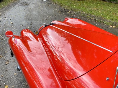 Lot 35 - 1956 Jaguar XK140 SE Roadster