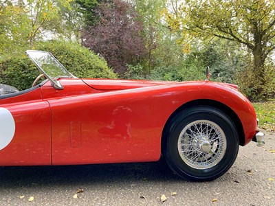 Lot 35 - 1956 Jaguar XK140 SE Roadster