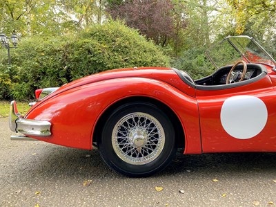 Lot 35 - 1956 Jaguar XK140 SE Roadster