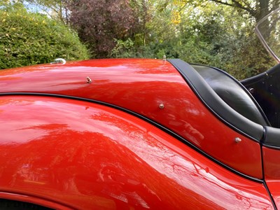 Lot 35 - 1956 Jaguar XK140 SE Roadster