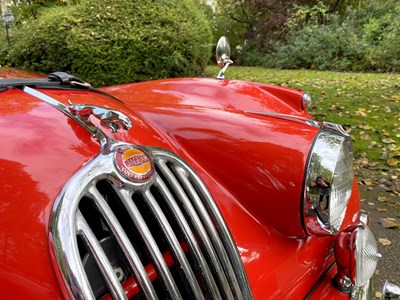 Lot 35 - 1956 Jaguar XK140 SE Roadster