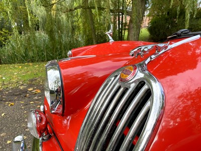 Lot 35 - 1956 Jaguar XK140 SE Roadster