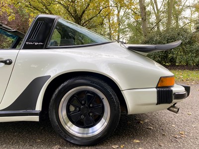 Lot 53 - 1985 Porsche Carrera 3.2 Targa