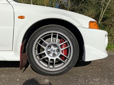 Lot 22 - 1998 Mitsubishi Lancer Evolution V GSR