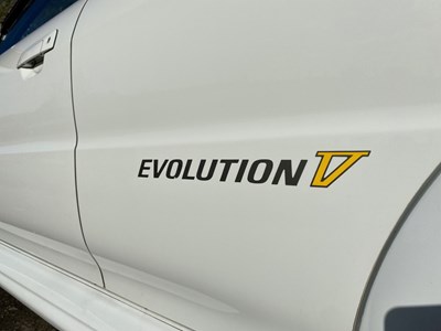 Lot 22 - 1998 Mitsubishi Lancer Evolution V GSR