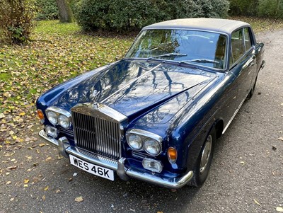 Lot 7 - 1971 Rolls-Royce Corniche Saloon