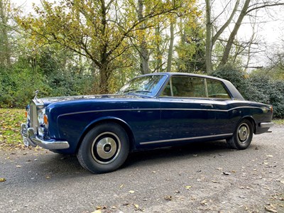 Lot 7 - 1971 Rolls-Royce Corniche Saloon