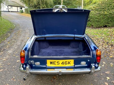 Lot 7 - 1971 Rolls-Royce Corniche Saloon