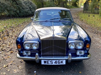 Lot 7 - 1971 Rolls-Royce Corniche Saloon
