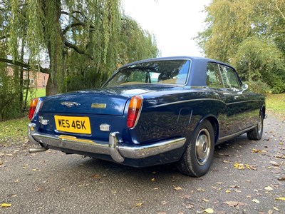 Lot 7 - 1971 Rolls-Royce Corniche Saloon