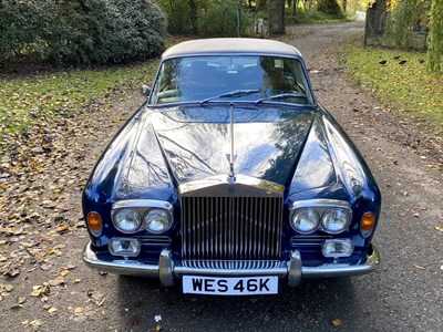 Lot 7 - 1971 Rolls-Royce Corniche Saloon