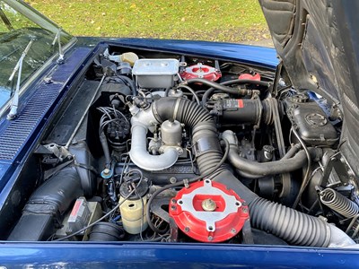 Lot 7 - 1971 Rolls-Royce Corniche Saloon