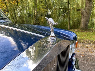 Lot 7 - 1971 Rolls-Royce Corniche Saloon