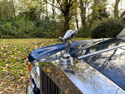 Lot 7 - 1971 Rolls-Royce Corniche Saloon